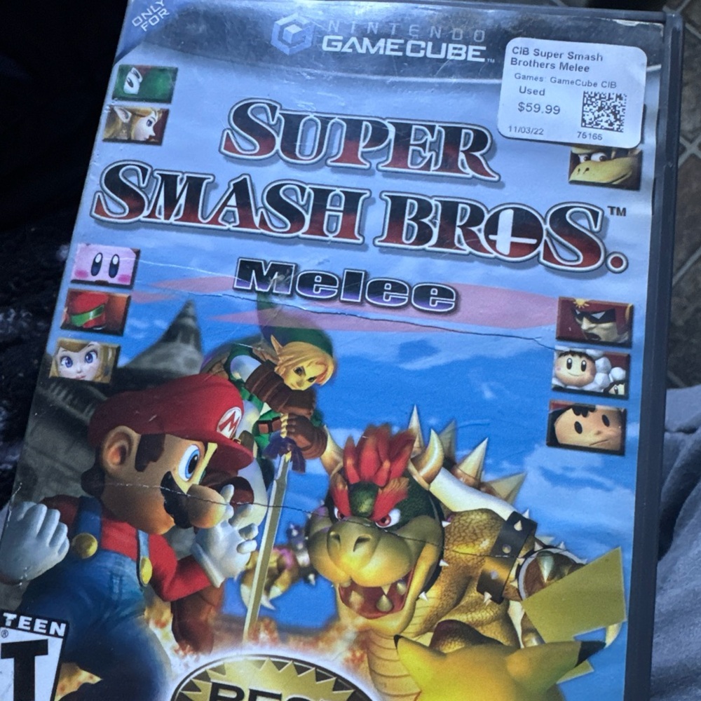 Nintendo GameCube Super Smash Bros. Melee - Red and Blue